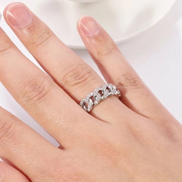 NEW 925 STERLING SILVER RING DIAMOND ETERNITY RING CHAIN BAND RING - Picture 3 of 3